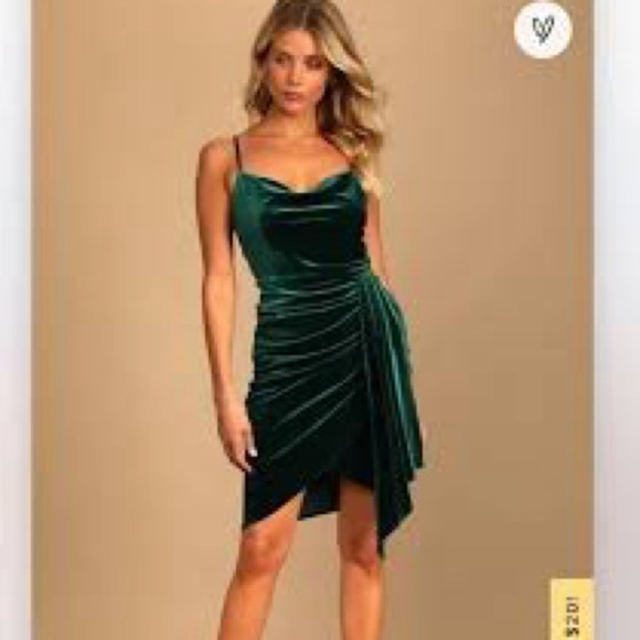Lulus Living it Luxe Emerald Green Velvet Tulip Mini Dress - Picture 1 of 16
